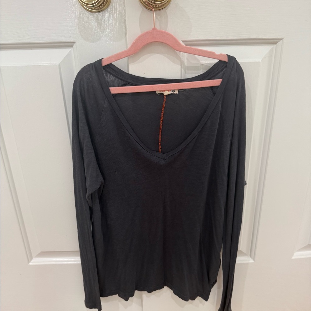 Sundry Dark Gray V-Neck Long Sleeve Blouse